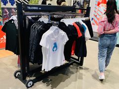 -adidas(滔搏朝阳大悦城店)