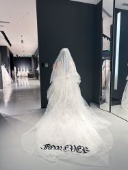 -Vera Wang婚纱礼服旗舰店