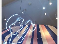 -喜茶(迪士尼小镇DP店)