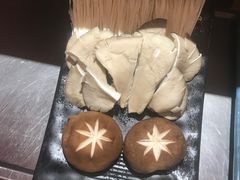 菌菇拼盘-金迈圆烤肉餐厅(维多利店)