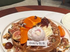 暖栗甜柿松饼-有序Orderly融合西餐·咖啡(运河外滩店)