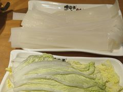 -咱屯子铁锅炖直营店(保利店)