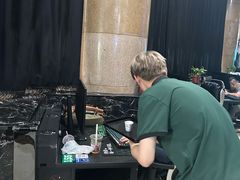 -绿树电竞(五路店)