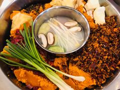 鸳鸯锅-周幺妹重庆老火锅(银泰城总店)