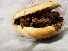 -老西关黄老太牛肉烧饼