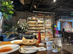 -百好乐宠物友好餐厅(朝外大街店)