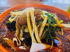 -不起眼麻辣烫凉皮店