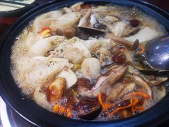 -菌之家·专业纯野生菌火锅·特色炒菌