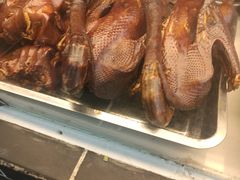 -老鼎万春卤菜(五代传承创始老店)