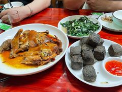 -芦茨金富饭庄·25年老字号·专做稻草鸡