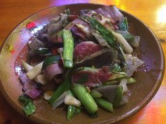 蕨粑炒腊肉-古城苗家土菜馆(河景餐厅店)