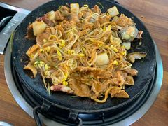 -城山辣炒黑猪肉
