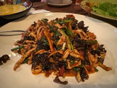 -SISTERS BAR RESTAURANT川意酒馆(嘉善老市H楼店)