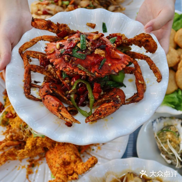 巽寮湾bi吃的海鲜店 放假了和家里人一起来惠州巽寮湾玩