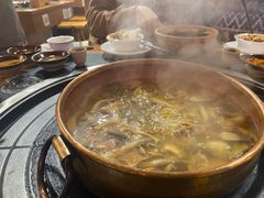 -阿山卓·野生菌火锅·纳西火塘烤肉