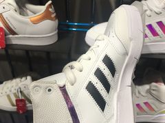 -adidas(印象城购物中心店)