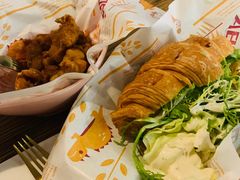 -84那年咖啡馆(李沧万达店)