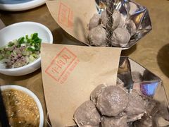-左庭右院鲜牛肉火锅(金山万达店)
