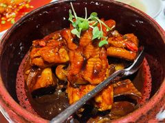 钱塘江鳗鱼烧澳洲牛肉-杭州君悦酒店·湖滨28中餐厅