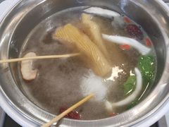 -百品聚旋转火锅(万德庄店)