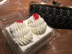-红宝石·鲜奶小方·海派西点房(金杨店)