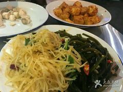 -马路牙子地桌烤肉(工体店)