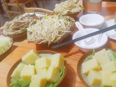-黔三一夺夺粉酸汤火锅(百信店)