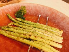 烤芦笋-龟兹KUCINA·新疆菜(前滩L+PLAZA店)