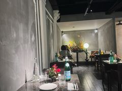 -LESCEDARS Brasserie Bistro香柏树