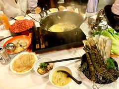 老虎虾-鲜入围煮花胶鸡海鲜火锅