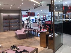 -百盛(莘庄店)