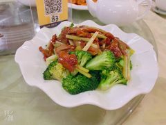素叉烧炒西兰花-佛有缘·32年老字号(广州首店)