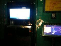 -百威KTV(恒福路店)