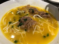 酸汤肥牛-壹只菜·崇明本地特色菜(崇明南门店)