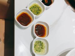 -洪氏嗨捞·广东猪肚鸡·椰子鸡火锅(西咸万象城店)