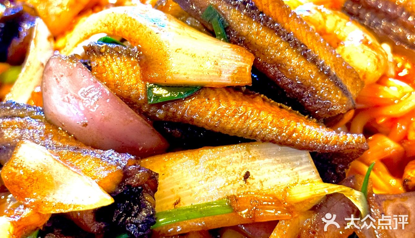 这碗面也太香了吧！淮海路复兴面王