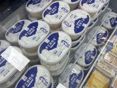 -正飞鲜奶(吐鲁番路店)