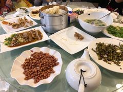 -六顺园清真回族饭店(工程街店)