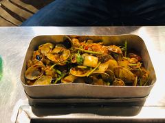 -马路牙子烧烤音乐酒馆(望京店)
