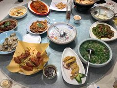 -侬佳蒸菜馆(听潮店)