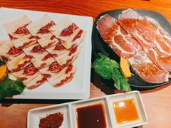 -山之屋炭火烧肉·生啤畅饮(大朗万科中央公园店)