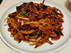 瑞士汁炒牛河-石板街港澳冰室(天环店)