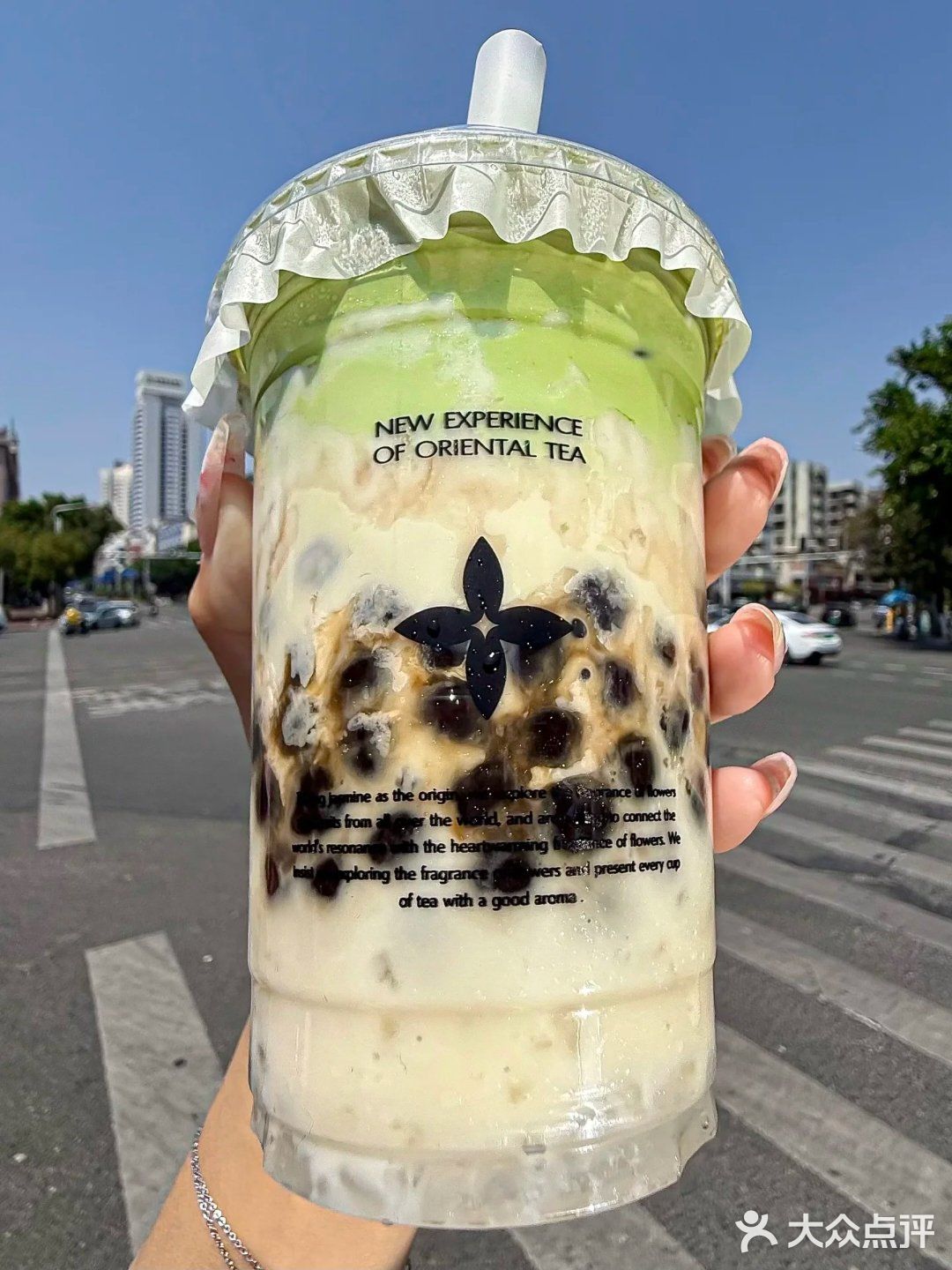 我很少用震撼形容一杯奶茶。。。。。。。。。