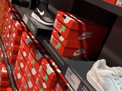 -NIKE上海青浦优选体验店