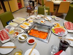 -海底捞火锅(新松江路生日主题店)