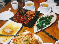 -隔壁老王·家常云南菜(花巷店)