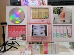 -4iNLOOK美瞳店(龙之梦购物中心虹口店)