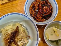 肉丝葱油拌面-君东记本帮面馆(天钥桥路店)