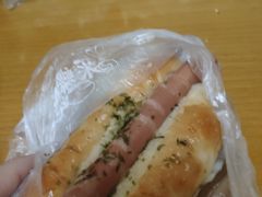 -Caidie Bakery采蝶轩(百越店)