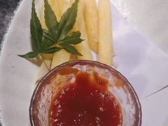 -上井料理黑金店(IFS国金中心店)